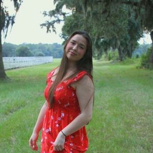 Meet your Posher, Isabelle